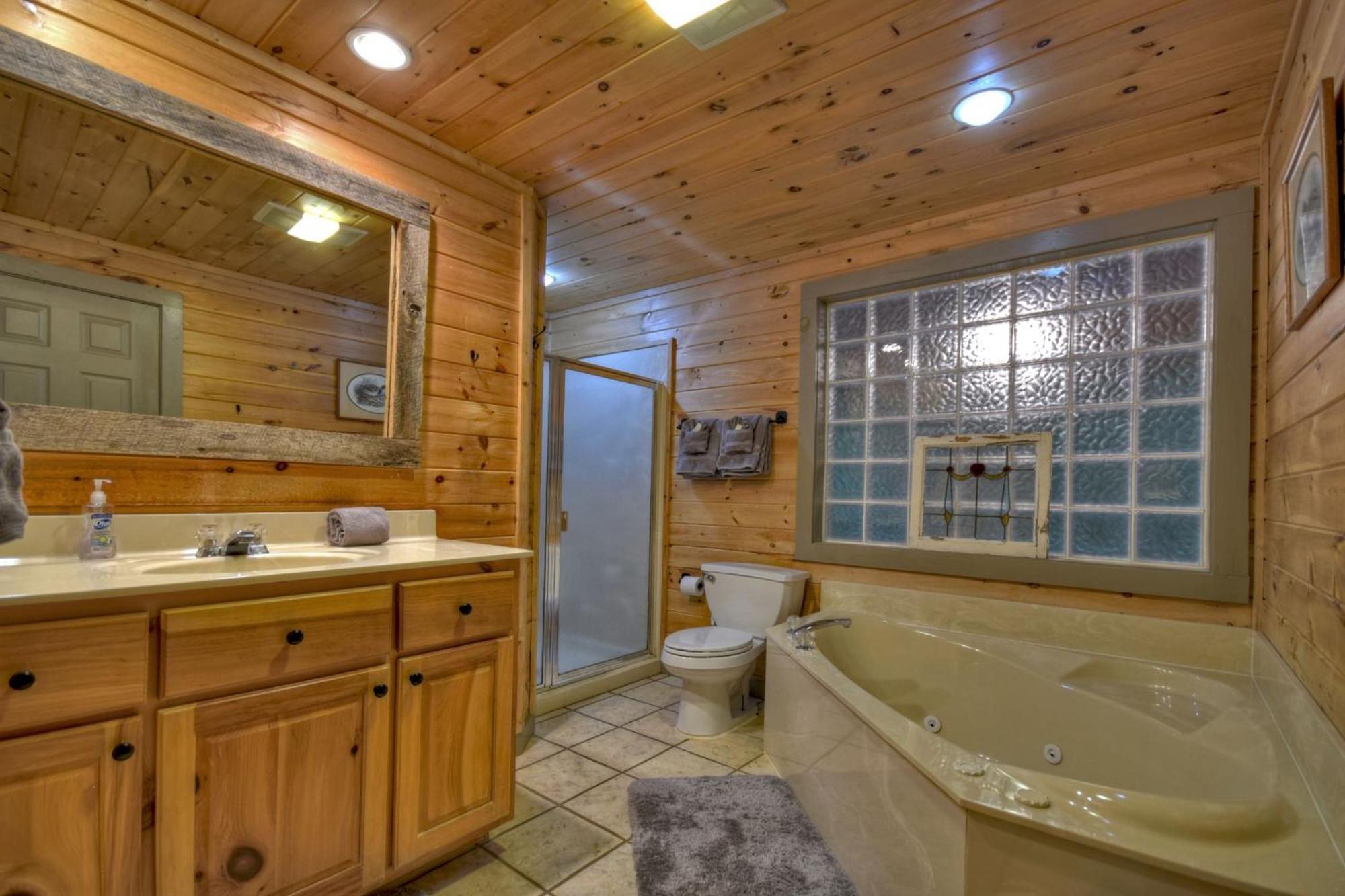 K6 Lodge Gather Around The Firepit Soak In The Hot Tub And Splash In The Creek Blue Ridge Exterior photo